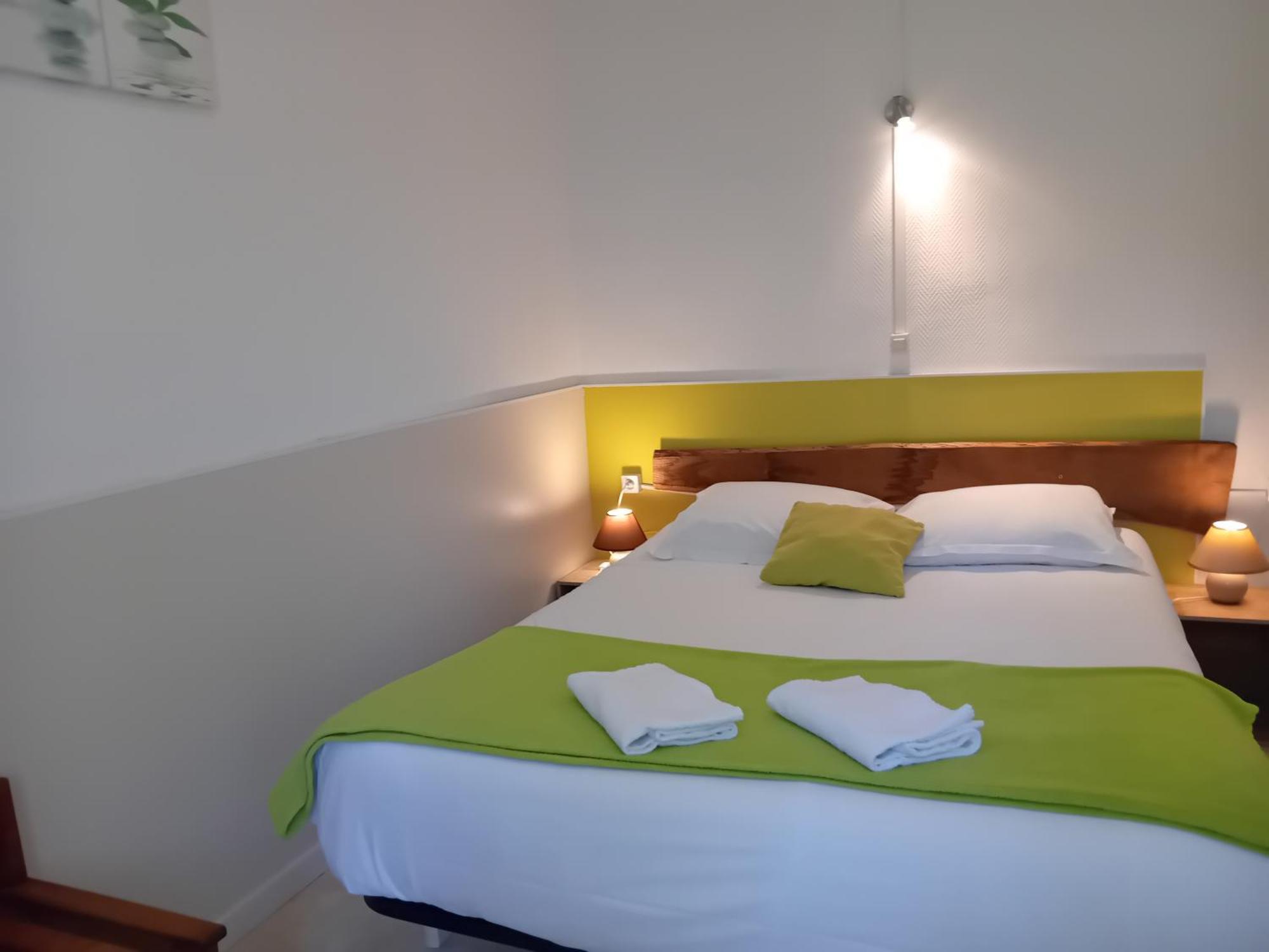 Hotel La Gravenne Thueyts Ruang foto