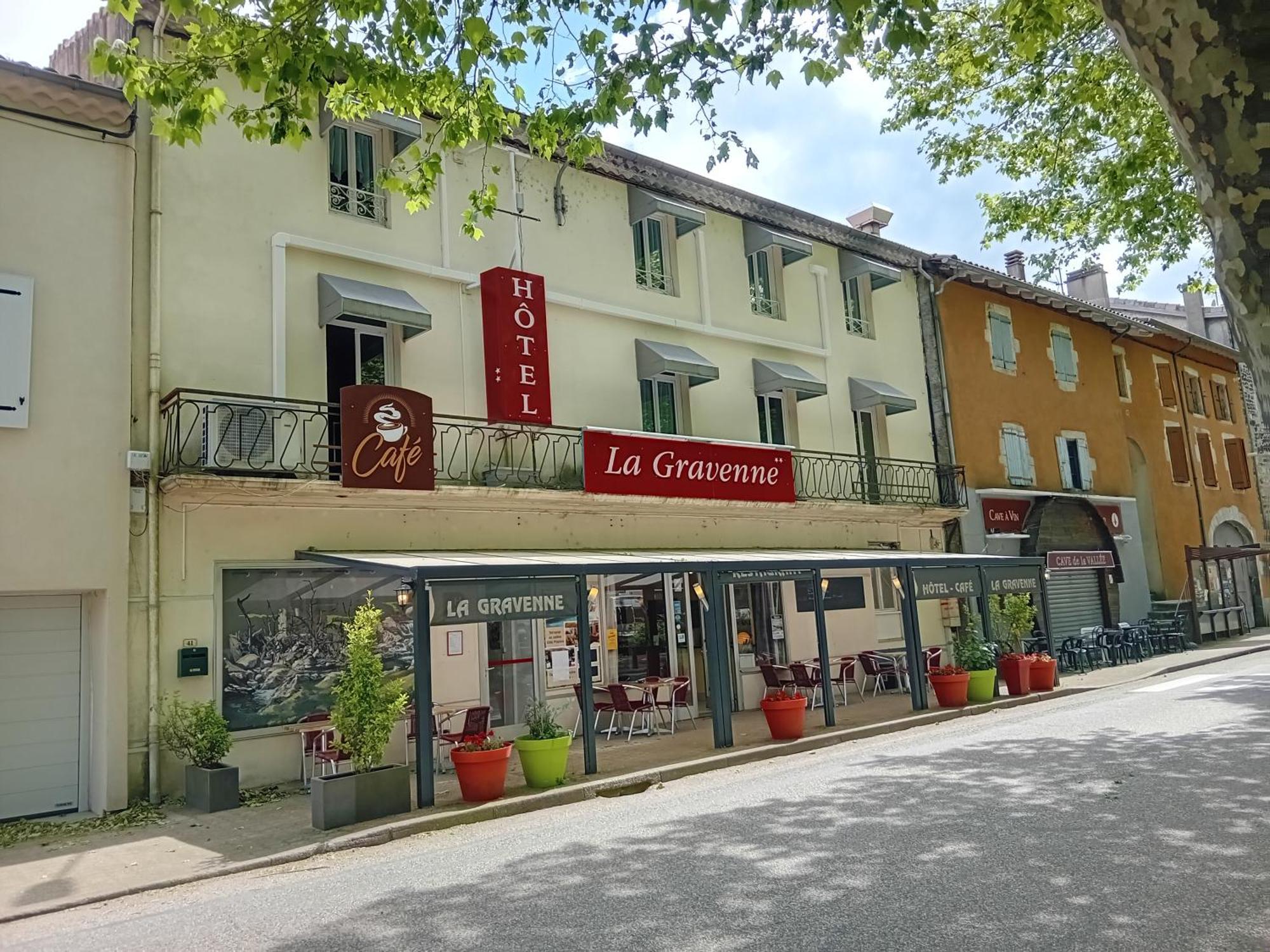 Hotel La Gravenne Thueyts Bagian luar foto